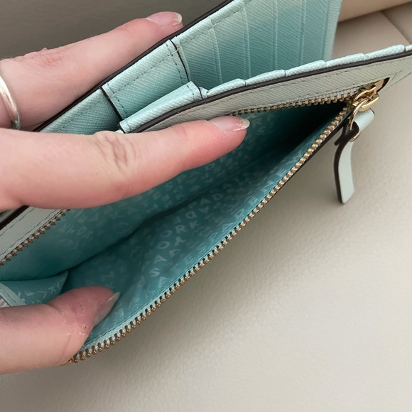 Kate Spade wallet - Picture 3 of 8